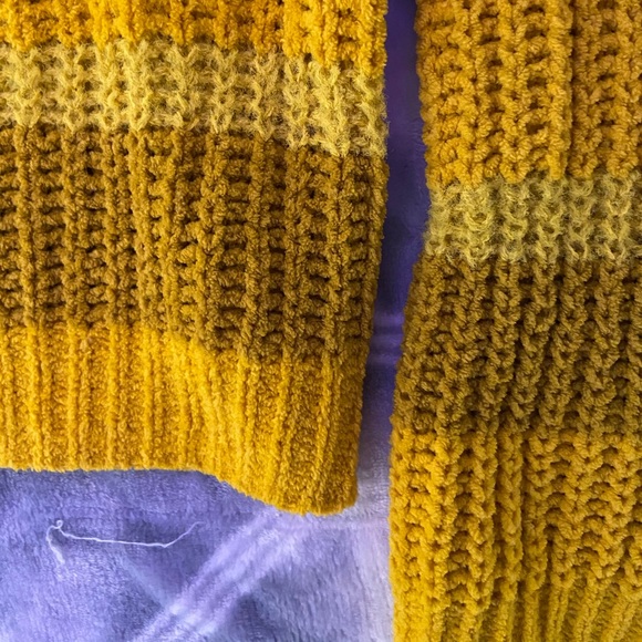 Striped knit sweater - Picture 4 of 5